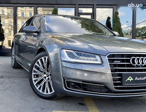 Audi A8 2016 - фото 3