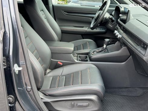 Honda CR-V 2024 серый - фото 32