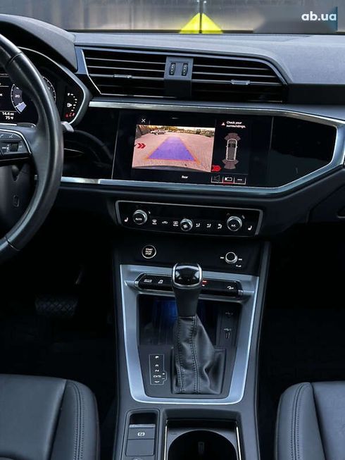 Audi Q3 2020 - фото 18