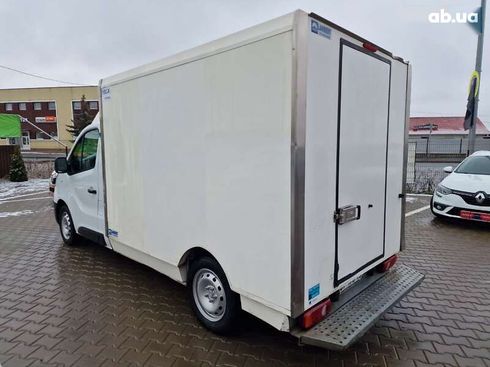 Renault Trafic 2015 - фото 3