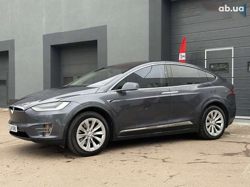 Tesla Model X 2018 - фото 3