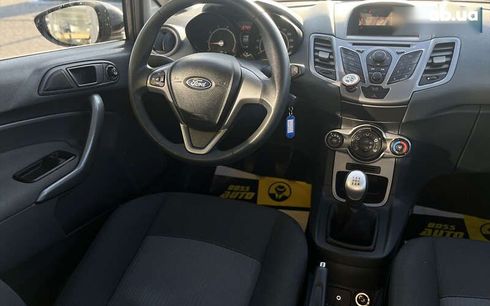 Ford Fiesta 2011 - фото 21