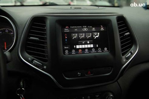 Jeep Cherokee 2019 - фото 14