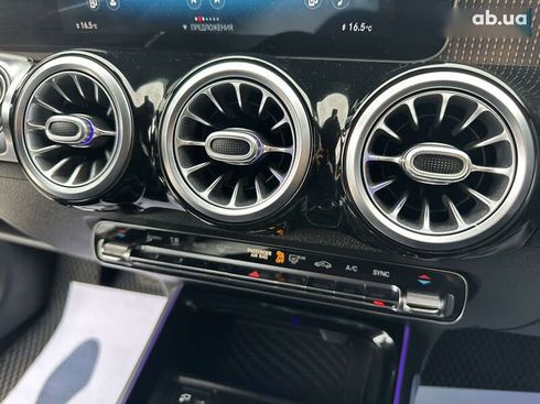 Mercedes-Benz GLB-Класс 2019 - фото 17
