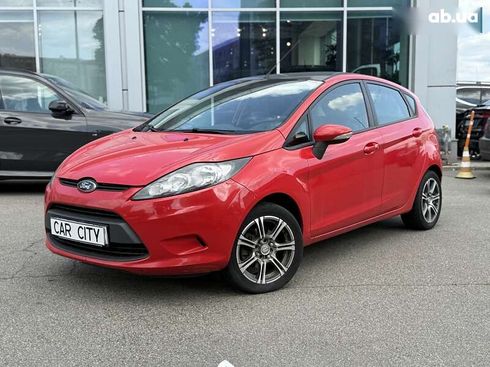 Ford Fiesta 2011 - фото 3