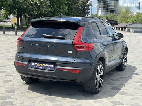 Volvo XC40 2021 - фото 18