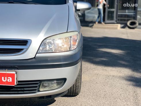 Opel Zafira 2003 серый - фото 9