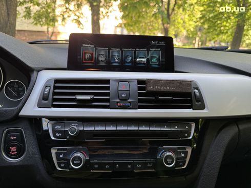 BMW 3 серия 2017 черный - фото 17