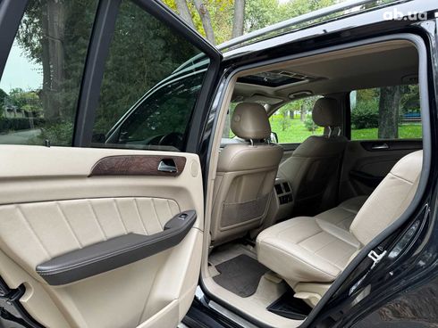 Mercedes-Benz GL-Класс 2015 черный - фото 29