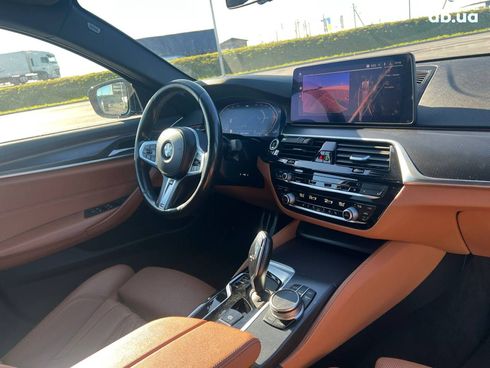 BMW 5 серия 2020 синий - фото 46