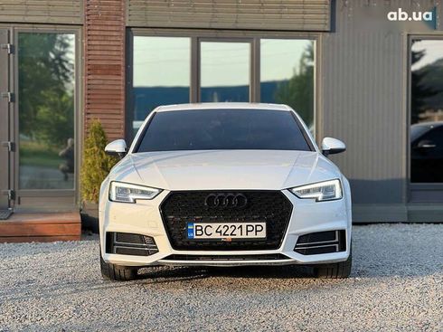 Audi A4 2018 - фото 2