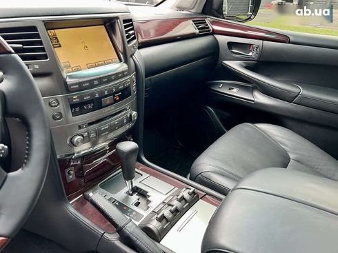 Lexus LX 2011 - фото 20