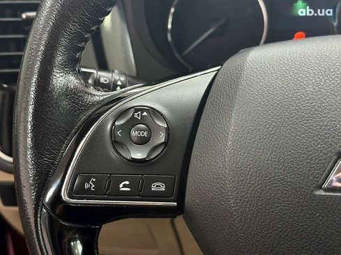 Mitsubishi Outlander 2016 - фото 28