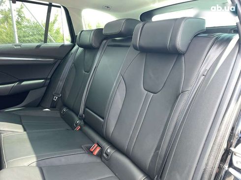 Skoda Octavia 2020 - фото 8