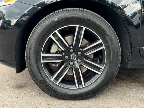 Volvo XC60 2016 черный - фото 9