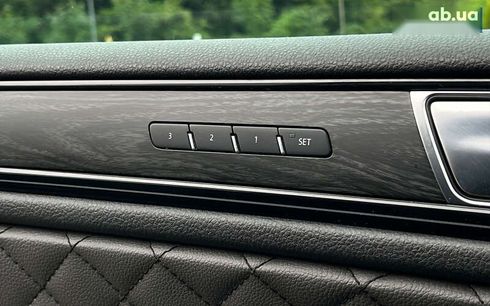 Volkswagen Touareg 2018 - фото 26
