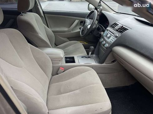 Toyota Camry 2007 - фото 18