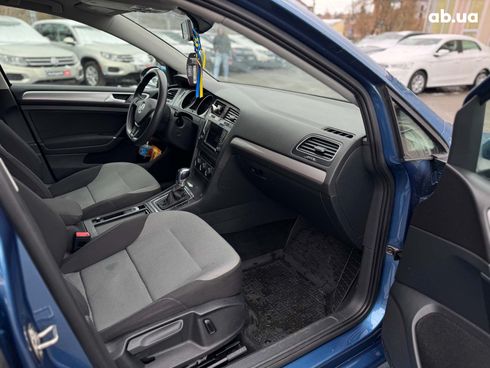 Volkswagen e-Golf 2015 синий - фото 40