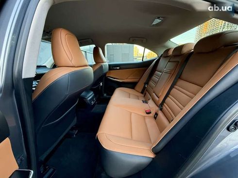 Lexus IS 2013 - фото 18