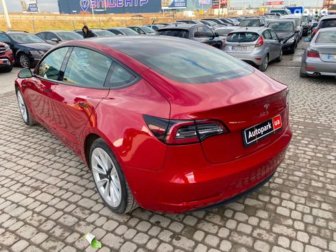 Tesla Model 3 2021 красный - фото 11