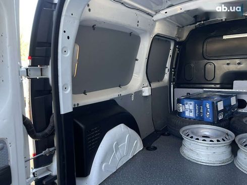 Renault Kangoo 2015 - фото 28