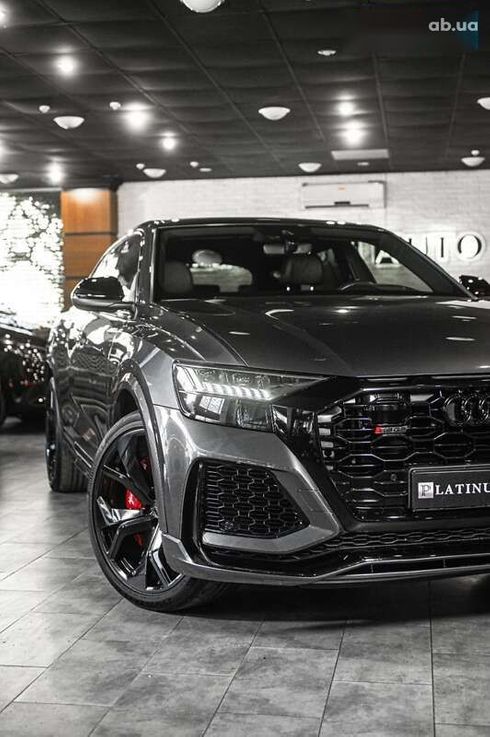 Audi RS Q8 2020 - фото 20