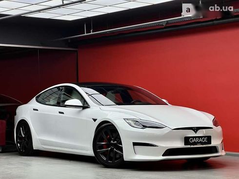 Tesla Model S 2023 - фото 15