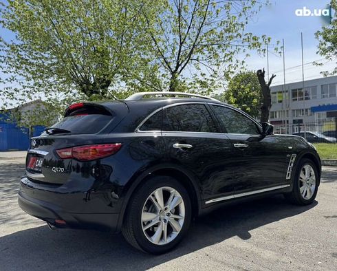 Infiniti QX70 2015 - фото 22