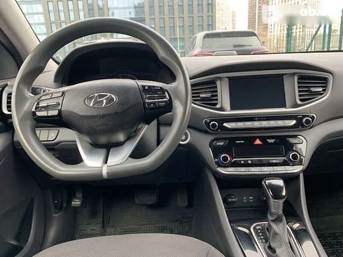 Hyundai Ioniq 2019 - фото 19