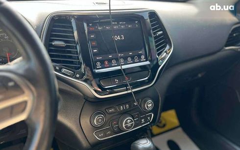 Jeep Cherokee 2018 - фото 18