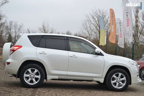 Toyota RAV4 2011 - фото 22