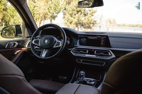 BMW X5 2022 - фото 27