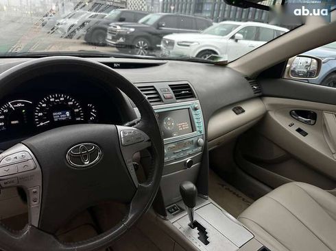 Toyota Camry 2008 - фото 21