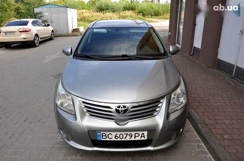 Toyota Avensis 2011 - фото 3