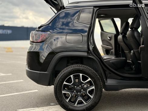 Jeep Compass 2019 черный - фото 35