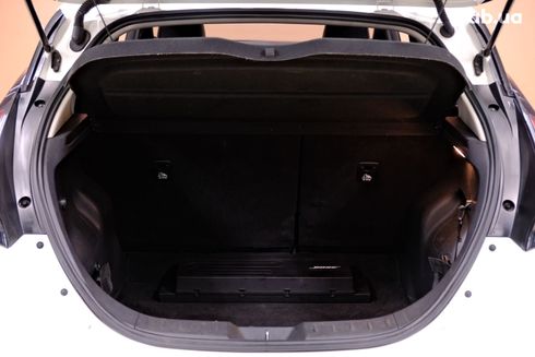 Nissan Leaf 2017 белый - фото 9