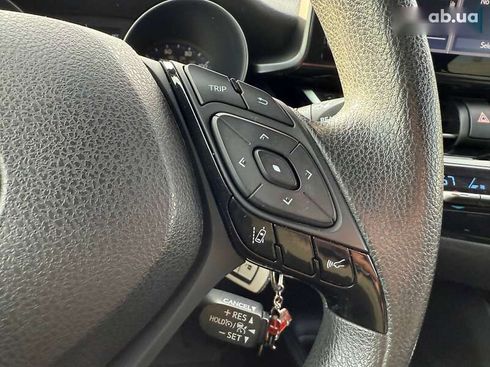 Toyota C-HR 2019 - фото 20