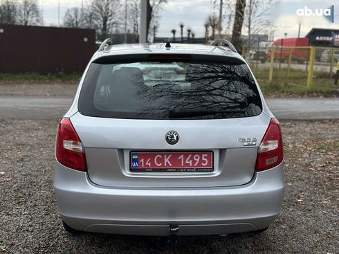 Skoda Fabia 2008 - фото 14