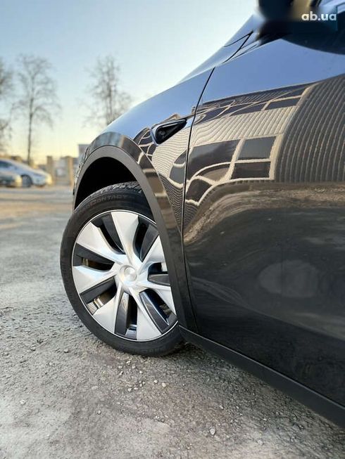 Tesla Model Y 2024 - фото 23