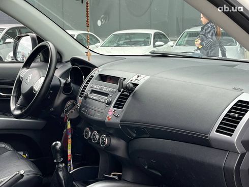 Citroёn C-Crosser 2011 белый - фото 7
