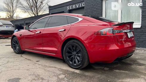 Tesla Model S 2019 - фото 14