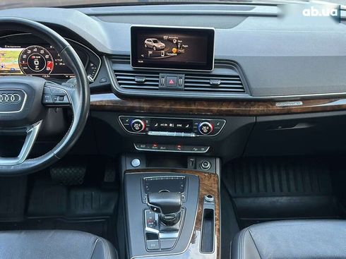 Audi Q5 2017 - фото 26