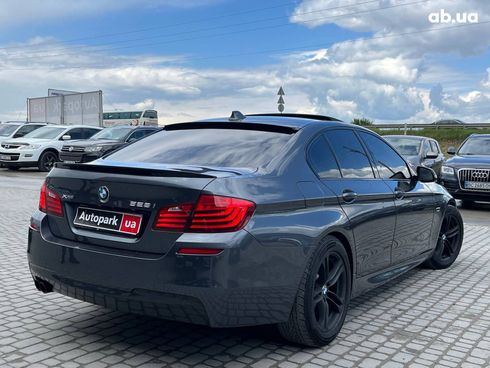 BMW 5 серия 2016 серый - фото 27