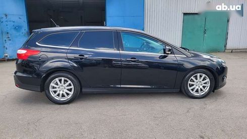 Ford Focus 2014 - фото 9