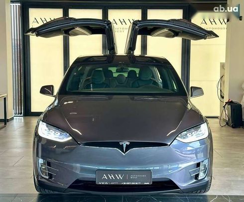 Tesla Model X 2018 - фото 12