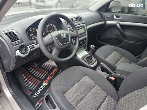 Skoda Octavia 2012 - фото 12