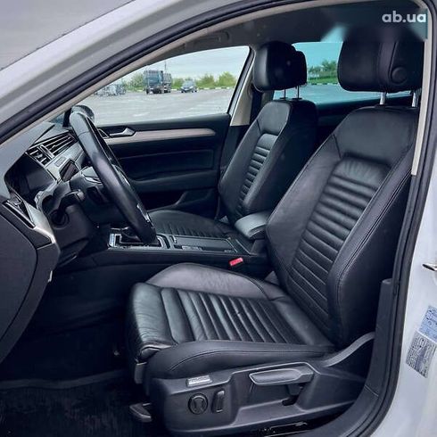 Volkswagen passat alltrack 2017 - фото 19
