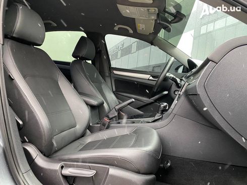 Volkswagen Passat 2012 серый - фото 13