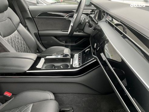 Audi A8 2021 - фото 5