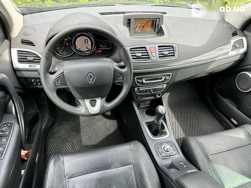 Renault Megane 2011 - фото 18